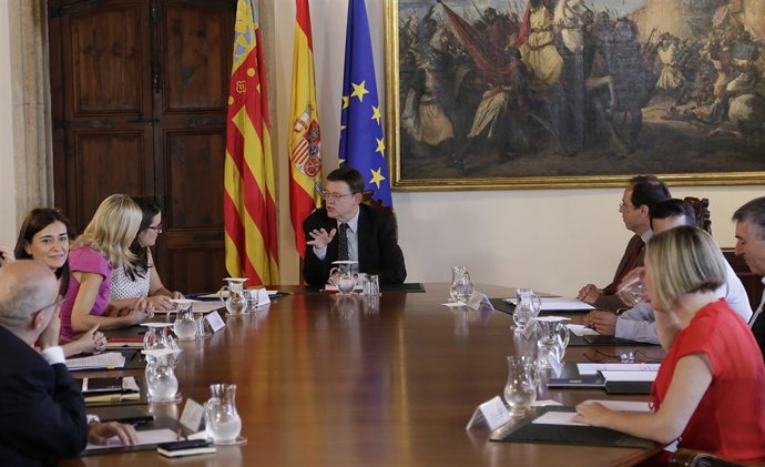 Ximo Puig preside la primera reunión del pleno del Consell. Archivo