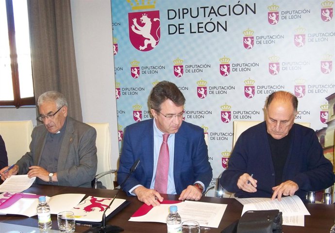Firma del acuerdo para restauración del patrimonio eclesiástico