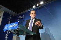 Rajoy convocará "tranquilamente" el Congreso del PP una vez que se resuelva el Gobierno