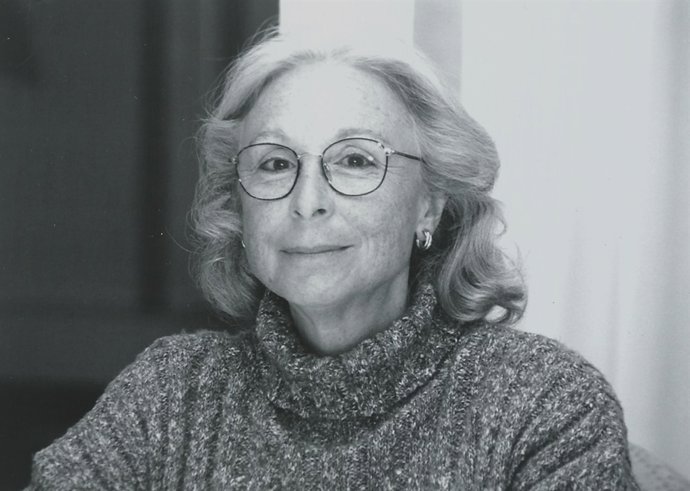 La académica de Bellas Artes, Josefina Molina