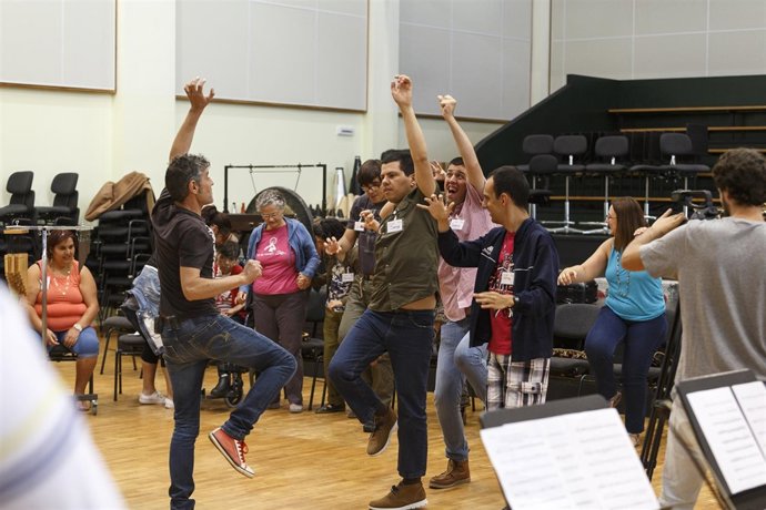 La OST participa en el rodaje de un documental sobre Mosaico de Colores