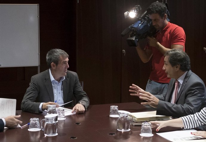 Reunión de Fernando Clavijo con el director de Casa África