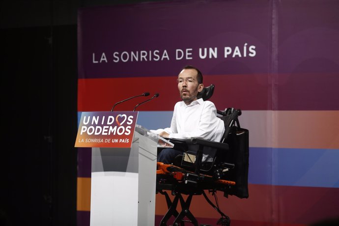 Echenique en rueda de prensa