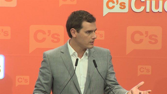 Rivera: "Nosotros no vamos a apoyar al Gobierno de Rajoy"