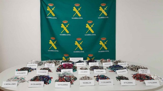 Piezas de bisitería confiscadas