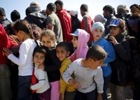 Save The Children denuncia que los campos de refugiados de las islas griegas siguen saturados