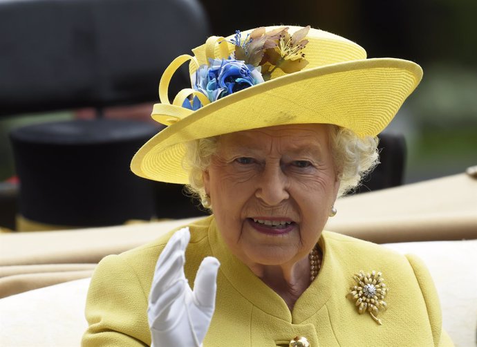 La reina Isabel II de Reino Unido
