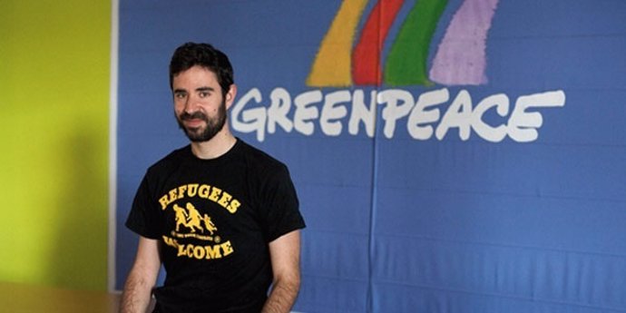 Daniel Fernández es presidente de Greenpeace España