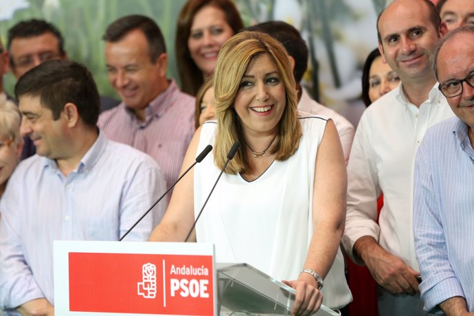 Susana Díaz valora los resultados del 26J junto a la dirección del PSOE-A