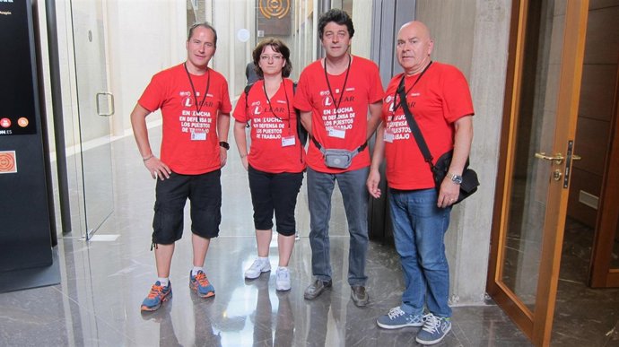 Trabajadores de Lear Épila, este miércoles en las Cortes de Aragón