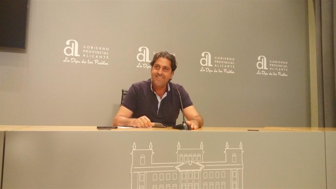 Fernando Sepulcre en la comparecencia en la que anunció que dejaba Ciudadanos