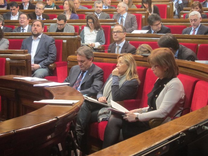 Artur Mas, J.Ortega e I.Rigau, en el Parlament