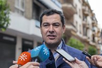 Moreno descarta el salto a Madrid y pide que Susana Díaz ejerza de "mujer de estado"