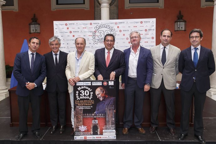 Fundación Cajasol presenta el concierto benéfico de José Manuel Soto 