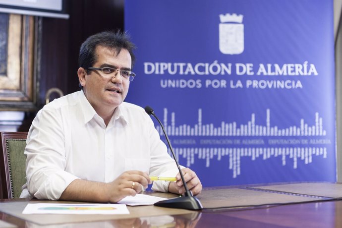 Antonio Jesús Rodríguez ha presentado el PACA 2016 a los medios.