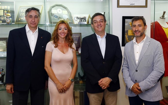 Convenio entre el COE y WHTCare