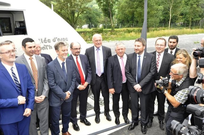 Inauguración del tramo de línea ferroviaria.