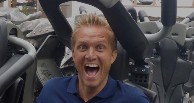 Chris Perry en Súper Parques