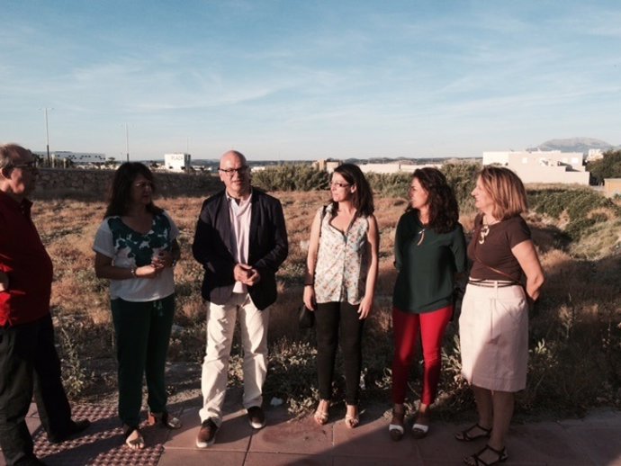 Visita de concejales socialistas a solares del Bulevar