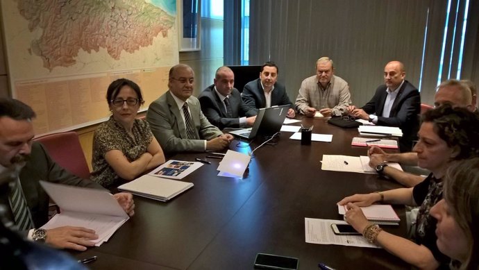 Reunión para tratar la situación de las cercanías. 
