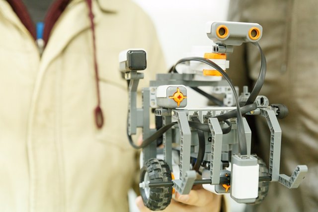 Robot diseñado por la UHU