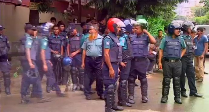 Asalto a la cafetería del barrio diplomático de Dacca, Bangladesh