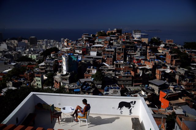 Favela hotel