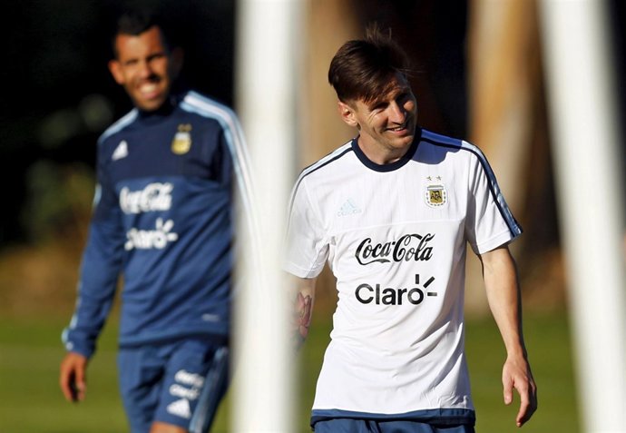Messi y Tévez con la selección argentina