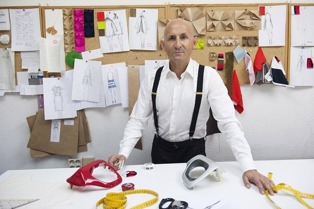 El diseñador Modesto Lomba