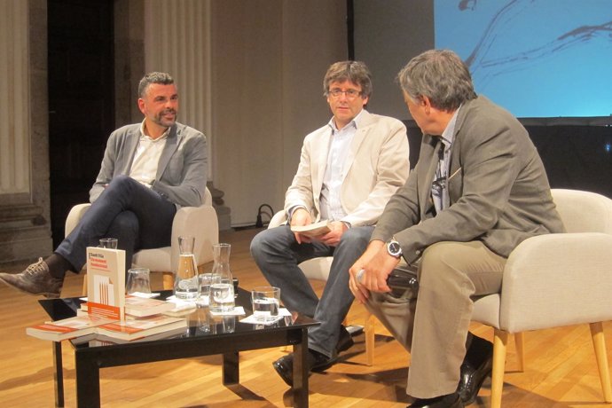 Santi Vila, Carles Puigdemont y Joan Matamala