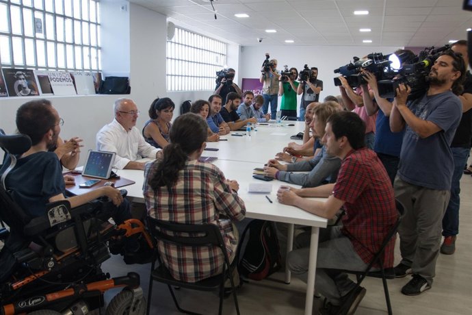 Montiel en la reunión de secretarios generales de Podemos