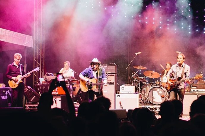 WILCO EN UN RECIENTE CONCIERTO
