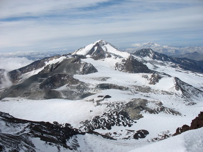 Volcán Planchón Peteroa en Chile durante un período de inactividad