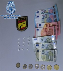 NOTA DE PRENSA: "La Policía Nacional Detiene A Una Persona Por Tráfico De Drogas