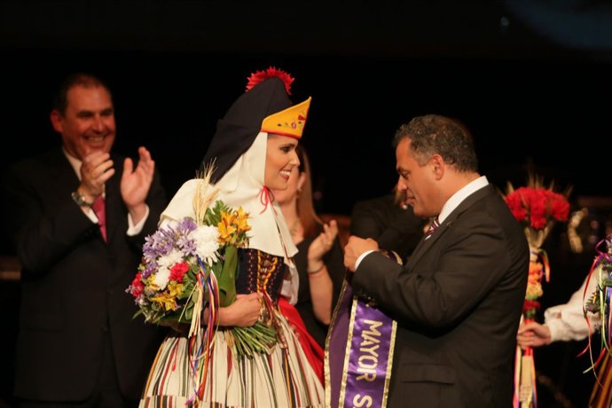 Nota Y Fotos. María Bernardos Hernández, Romera Mayor De San Benito Abad 2016