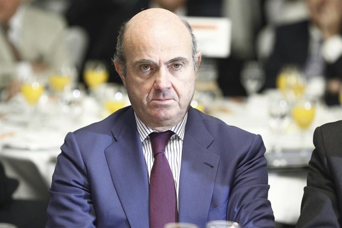 El ministro Luis de Guindos interviene en el desayuno El Ágora de El Economista