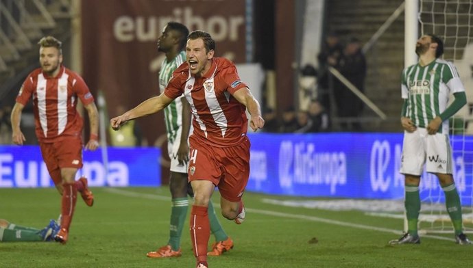 Gregorz Krychowiak abandona el Sevilla