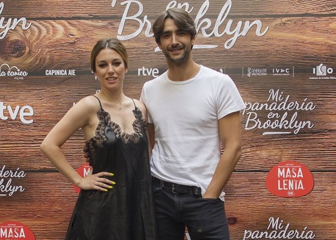 Blanca Suárez y Aitor Luna, actores de Mi panadería en Brooklyn