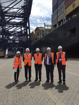 Visita al Puerto de Felixstowe de representantes del Puerto de Barcelona