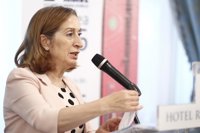 Pastor ve "antidemocrático" que quienes tienen 100 escaños menos que el PP hagan "listas de lo que no les gusta"