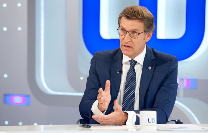 TITULARES Y FOTOS. Alberto Núñez Feijoo, Presidente De La Xunta De Galicia, En '