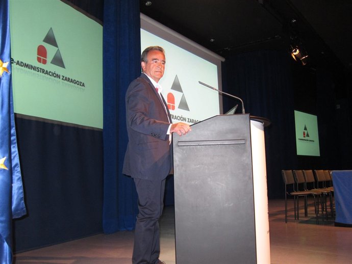 El presidente de la DPZ, Juan Antonio Sánchez Quero, ha inaugurado la jornada