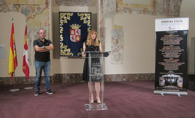 Mar Sancho presenta el Sonorama Ribera 2016 en presencia de Javier Asenjo