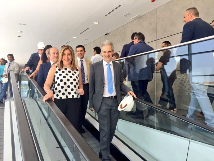 Susana Díaz visita el nuevo hospital de La Línea de la Concepción (Cádiz)