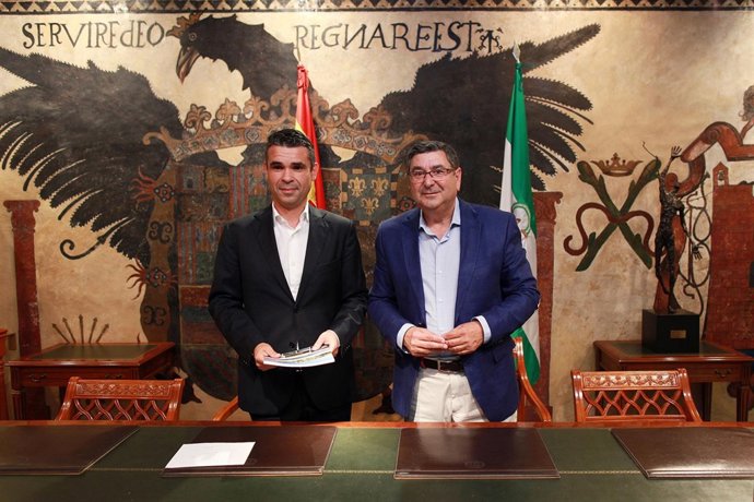 José Bernal y Antonio Moreno Ferrer en rueda de prensa 