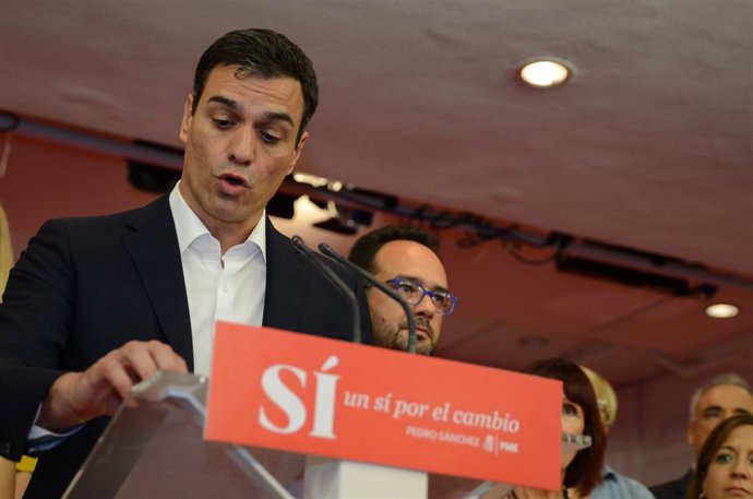 Pedro Sánchez valora los resultados en la noche electoral