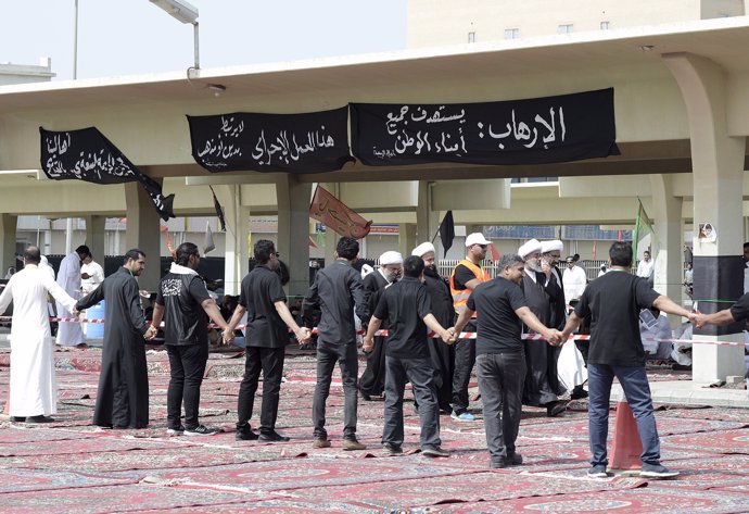 Civiles en la ciudad saudí de Qatif