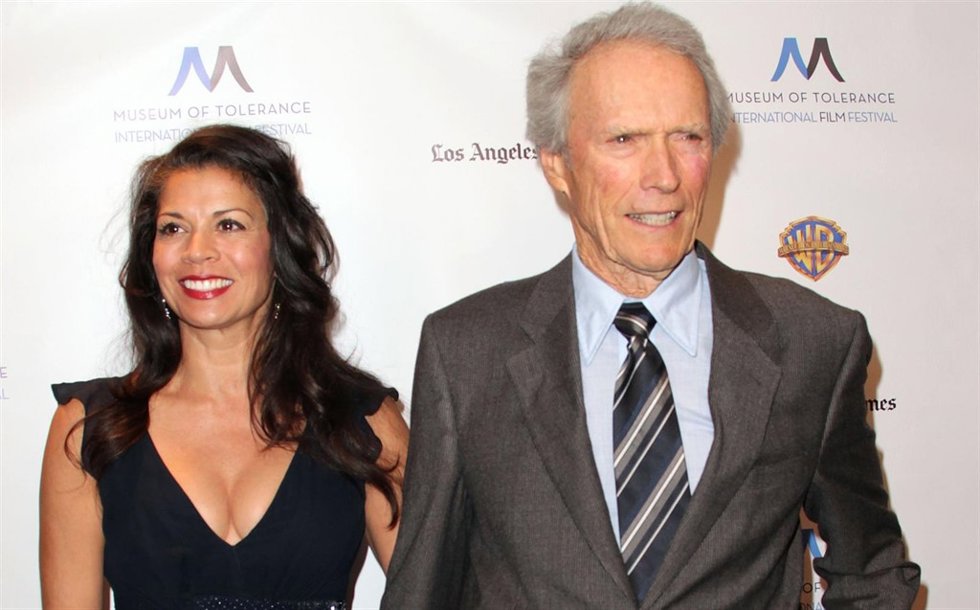 Clint Eastwood Y DINA FISHER