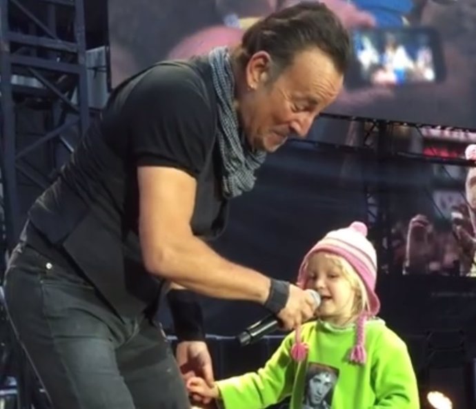 Bruce Springsteen durante su concierto en Oslo