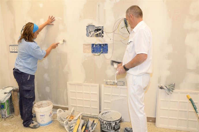 Trabadores durante las reformas en el Complejo Hospitalario de Jaén